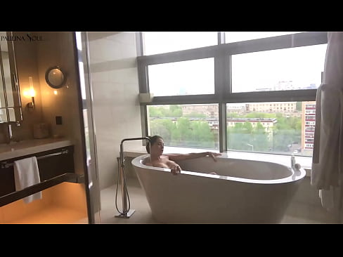 ❤️ Babe yang luar biasa ghairah jerking off dia di dalam bilik air ️ Video persetan pada ms.verhentai.ru ❌️❤