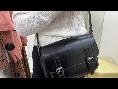 ❤️ Melancap awam perempuan jalang FeralBerry dengan dildo di dalam bilik pemasangan ️ Video persetan pada ms.verhentai.ru ❌️❤