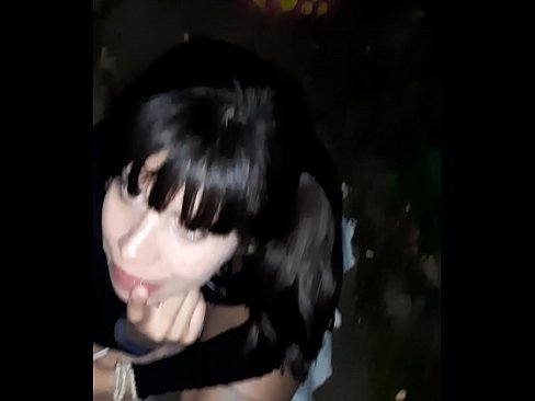 ❤️ Di jalanan zakar membengkak sebagai pertukaran untuk gula-gula ️ Video persetan pada ms.verhentai.ru ❌️❤